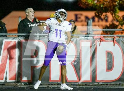 Thumbnail 2 in Hillcrest vs. Ridge View (SCHSL Class AAAAA 2nd Round Playoff) photogallery.