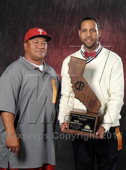 Thumbnail 2 in Redondo Union (CIF State D2 Award Photos) photogallery.