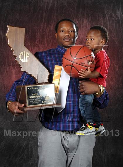 Thumbnail 3 in Redondo Union (CIF State D2 Award Photos) photogallery.