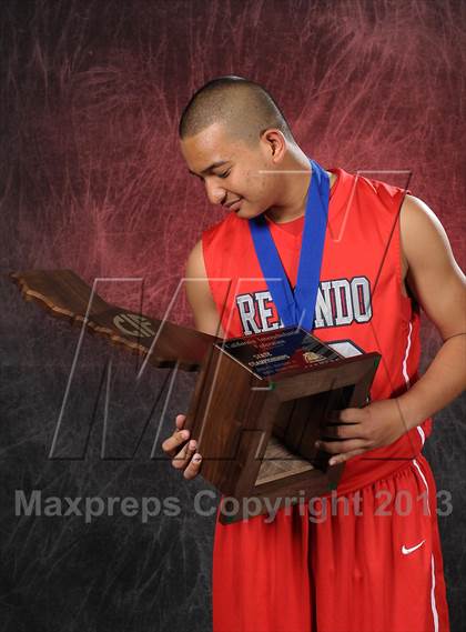 Thumbnail 1 in Redondo Union (CIF State D2 Award Photos) photogallery.
