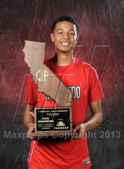 Thumbnail 1 in Redondo Union (CIF State D2 Award Photos) photogallery.