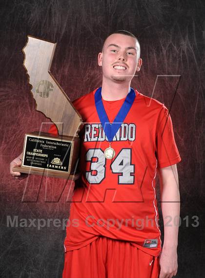 Thumbnail 2 in Redondo Union (CIF State D2 Award Photos) photogallery.