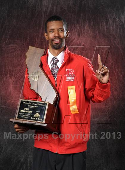 Thumbnail 2 in Redondo Union (CIF State D2 Award Photos) photogallery.