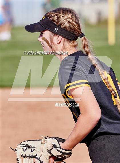 Thumbnail 3 in Del Oro @ Granite Bay photogallery.