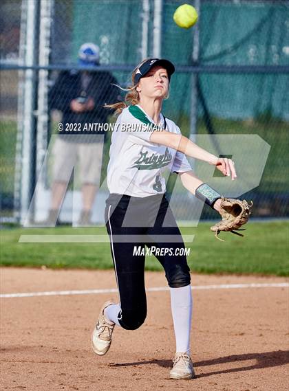 Thumbnail 3 in Del Oro @ Granite Bay photogallery.