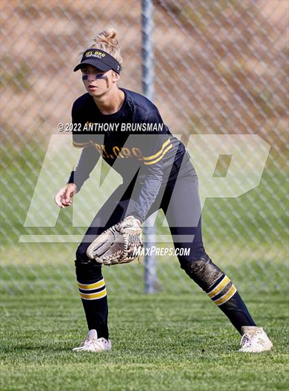 Thumbnail 3 in Del Oro @ Granite Bay photogallery.
