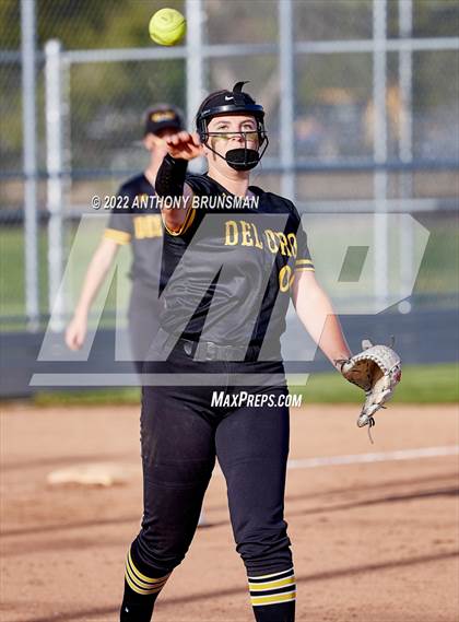 Thumbnail 3 in Del Oro @ Granite Bay photogallery.
