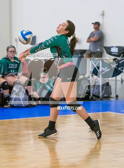 Thumbnail 1 in Hixson vs. Harlan (Rocky Top Classic) photogallery.