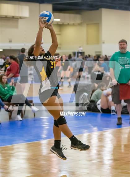Thumbnail 1 in Hixson vs. Harlan (Rocky Top Classic) photogallery.