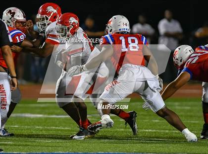 Thumbnail 3 in Waco @ Midway photogallery.