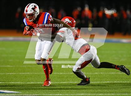 Thumbnail 2 in Waco @ Midway photogallery.