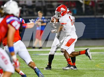 Thumbnail 1 in Waco @ Midway photogallery.