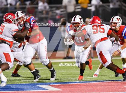 Thumbnail 2 in Waco @ Midway photogallery.