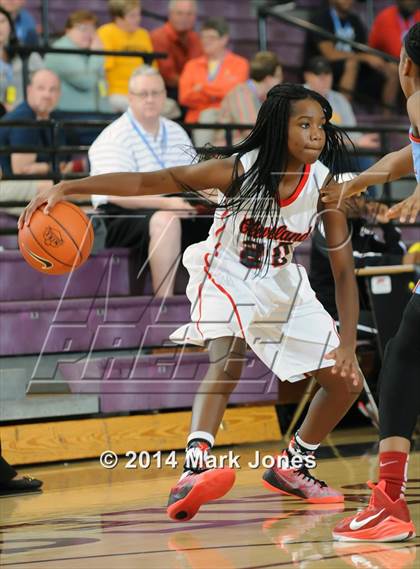 Thumbnail 2 in Skyline vs. Cleveland (Nike Tournament of Champions) photogallery.