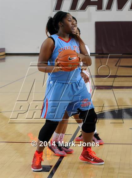 Thumbnail 1 in Skyline vs. Cleveland (Nike Tournament of Champions) photogallery.
