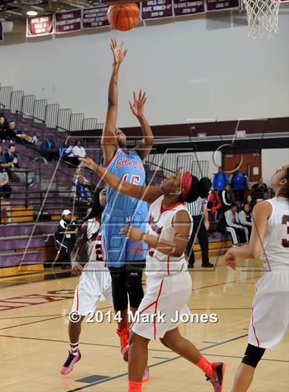 Thumbnail 3 in Skyline vs. Cleveland (Nike Tournament of Champions) photogallery.