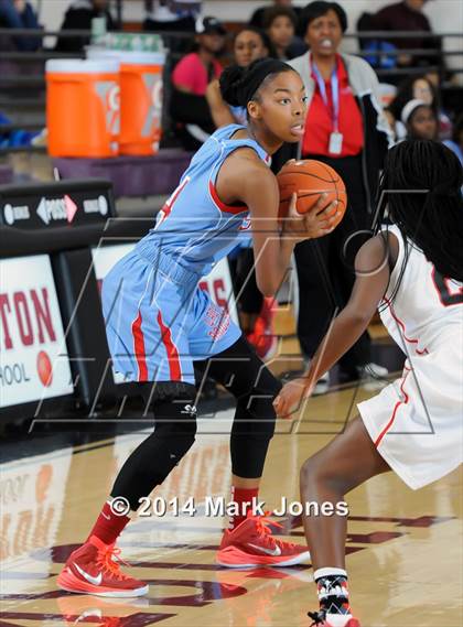 Thumbnail 3 in Skyline vs. Cleveland (Nike Tournament of Champions) photogallery.