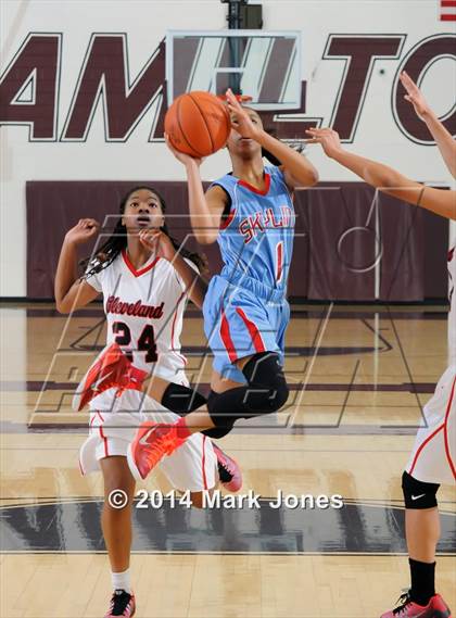 Thumbnail 1 in Skyline vs. Cleveland (Nike Tournament of Champions) photogallery.