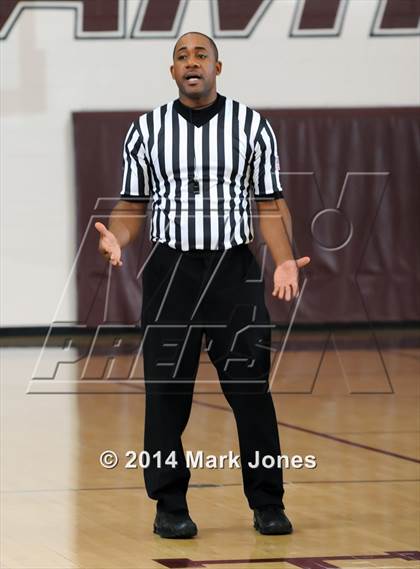 Thumbnail 1 in Skyline vs. Cleveland (Nike Tournament of Champions) photogallery.
