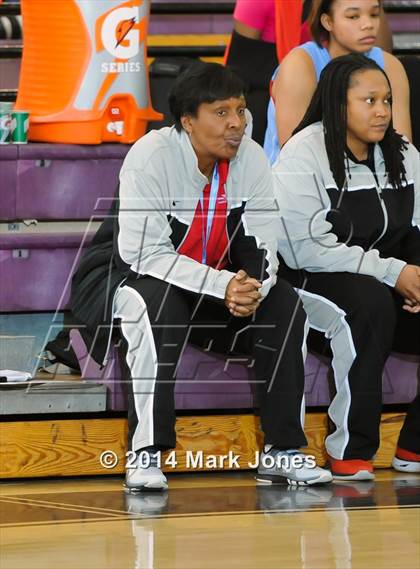 Thumbnail 2 in Skyline vs. Cleveland (Nike Tournament of Champions) photogallery.