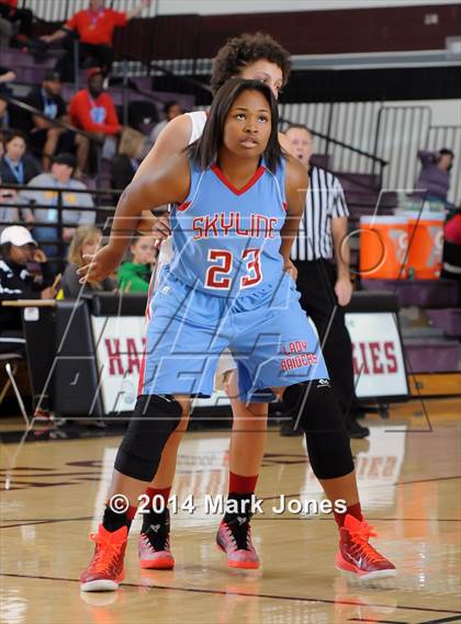 Thumbnail 2 in Skyline vs. Cleveland (Nike Tournament of Champions) photogallery.