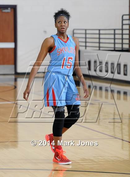 Thumbnail 1 in Skyline vs. Cleveland (Nike Tournament of Champions) photogallery.