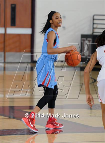 Thumbnail 2 in Skyline vs. Cleveland (Nike Tournament of Champions) photogallery.