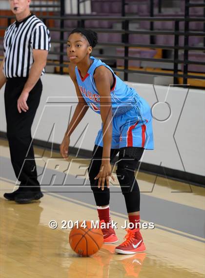 Thumbnail 1 in Skyline vs. Cleveland (Nike Tournament of Champions) photogallery.