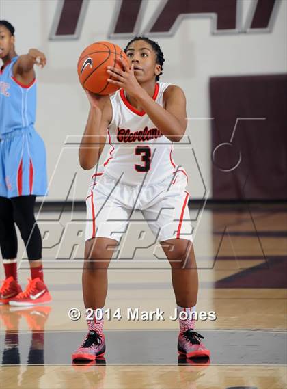 Thumbnail 1 in Skyline vs. Cleveland (Nike Tournament of Champions) photogallery.