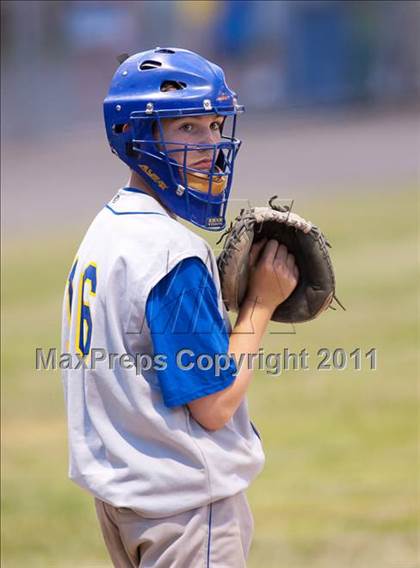 Thumbnail 3 in Wolcott vs Seymour (CIAC Class M Semifinal) photogallery.