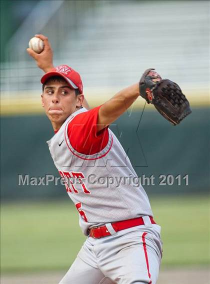 Thumbnail 3 in Wolcott vs Seymour (CIAC Class M Semifinal) photogallery.