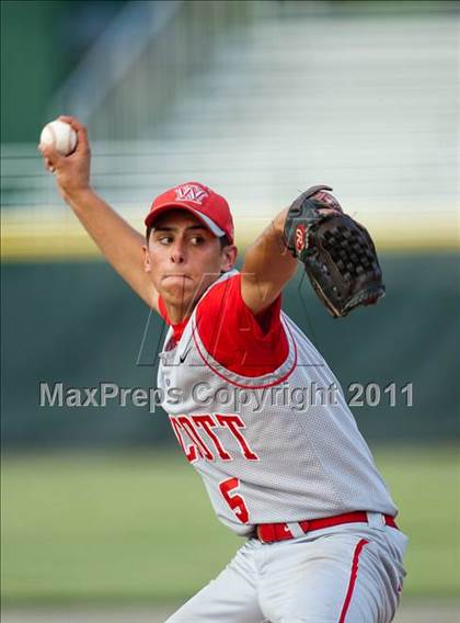 Thumbnail 3 in Wolcott vs Seymour (CIAC Class M Semifinal) photogallery.