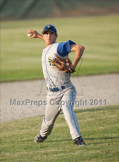 Thumbnail 2 in Wolcott vs Seymour (CIAC Class M Semifinal) photogallery.