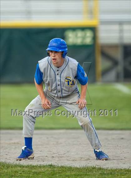 Thumbnail 3 in Wolcott vs Seymour (CIAC Class M Semifinal) photogallery.