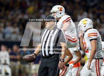 Thumbnail 1 in Texas vs. Highland Park (UIL 5A Division 1 Bi-District) photogallery.