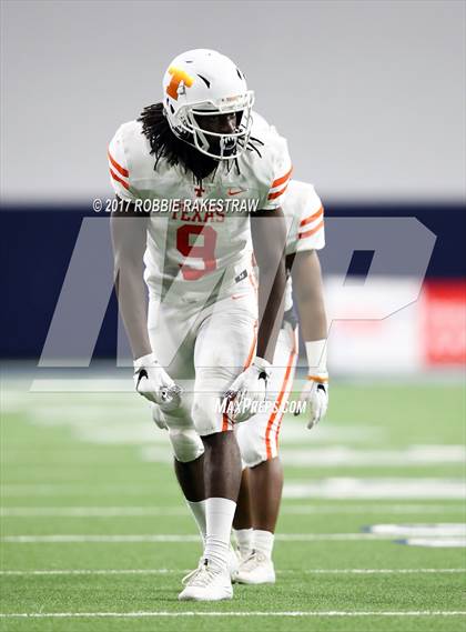 Thumbnail 1 in Texas vs. Highland Park (UIL 5A Division 1 Bi-District) photogallery.