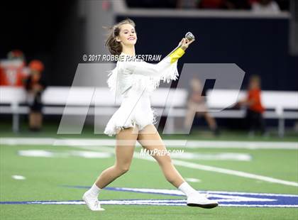 Thumbnail 2 in Texas vs. Highland Park (UIL 5A Division 1 Bi-District) photogallery.