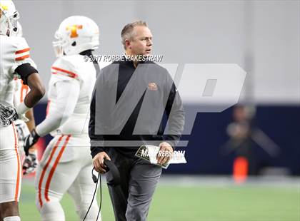 Thumbnail 3 in Texas vs. Highland Park (UIL 5A Division 1 Bi-District) photogallery.