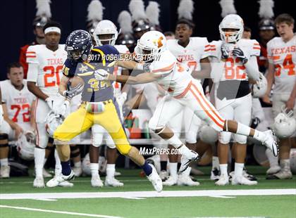 Thumbnail 1 in Texas vs. Highland Park (UIL 5A Division 1 Bi-District) photogallery.