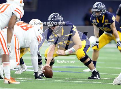 Thumbnail 2 in Texas vs. Highland Park (UIL 5A Division 1 Bi-District) photogallery.