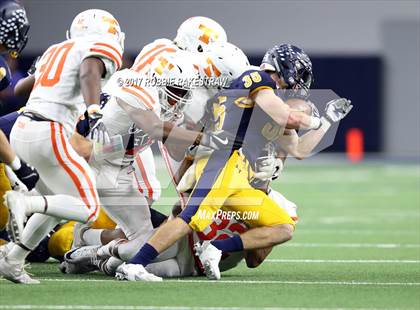 Thumbnail 2 in Texas vs. Highland Park (UIL 5A Division 1 Bi-District) photogallery.