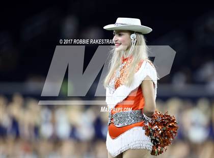 Thumbnail 3 in Texas vs. Highland Park (UIL 5A Division 1 Bi-District) photogallery.