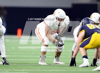 Thumbnail 3 in Texas vs. Highland Park (UIL 5A Division 1 Bi-District) photogallery.