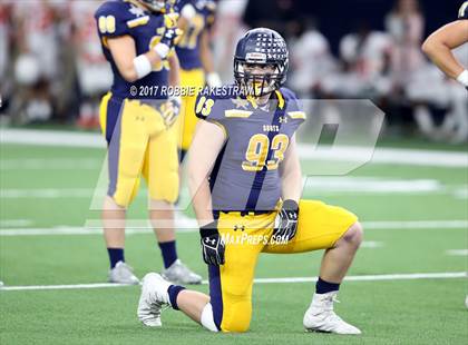 Thumbnail 2 in Texas vs. Highland Park (UIL 5A Division 1 Bi-District) photogallery.