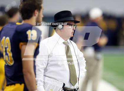 Thumbnail 3 in Texas vs. Highland Park (UIL 5A Division 1 Bi-District) photogallery.