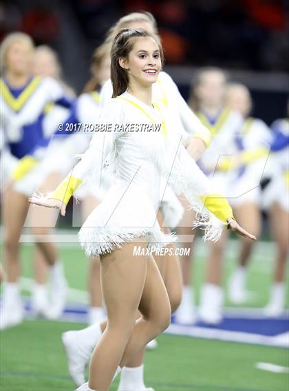 Thumbnail 3 in Texas vs. Highland Park (UIL 5A Division 1 Bi-District) photogallery.