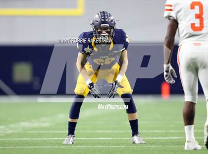 Thumbnail 2 in Texas vs. Highland Park (UIL 5A Division 1 Bi-District) photogallery.