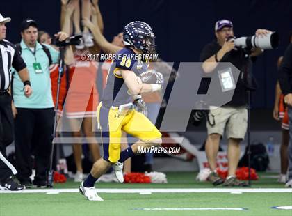 Thumbnail 2 in Texas vs. Highland Park (UIL 5A Division 1 Bi-District) photogallery.