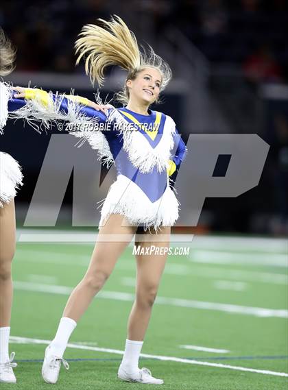 Thumbnail 1 in Texas vs. Highland Park (UIL 5A Division 1 Bi-District) photogallery.
