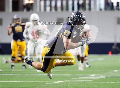 Thumbnail 3 in Texas vs. Highland Park (UIL 5A Division 1 Bi-District) photogallery.